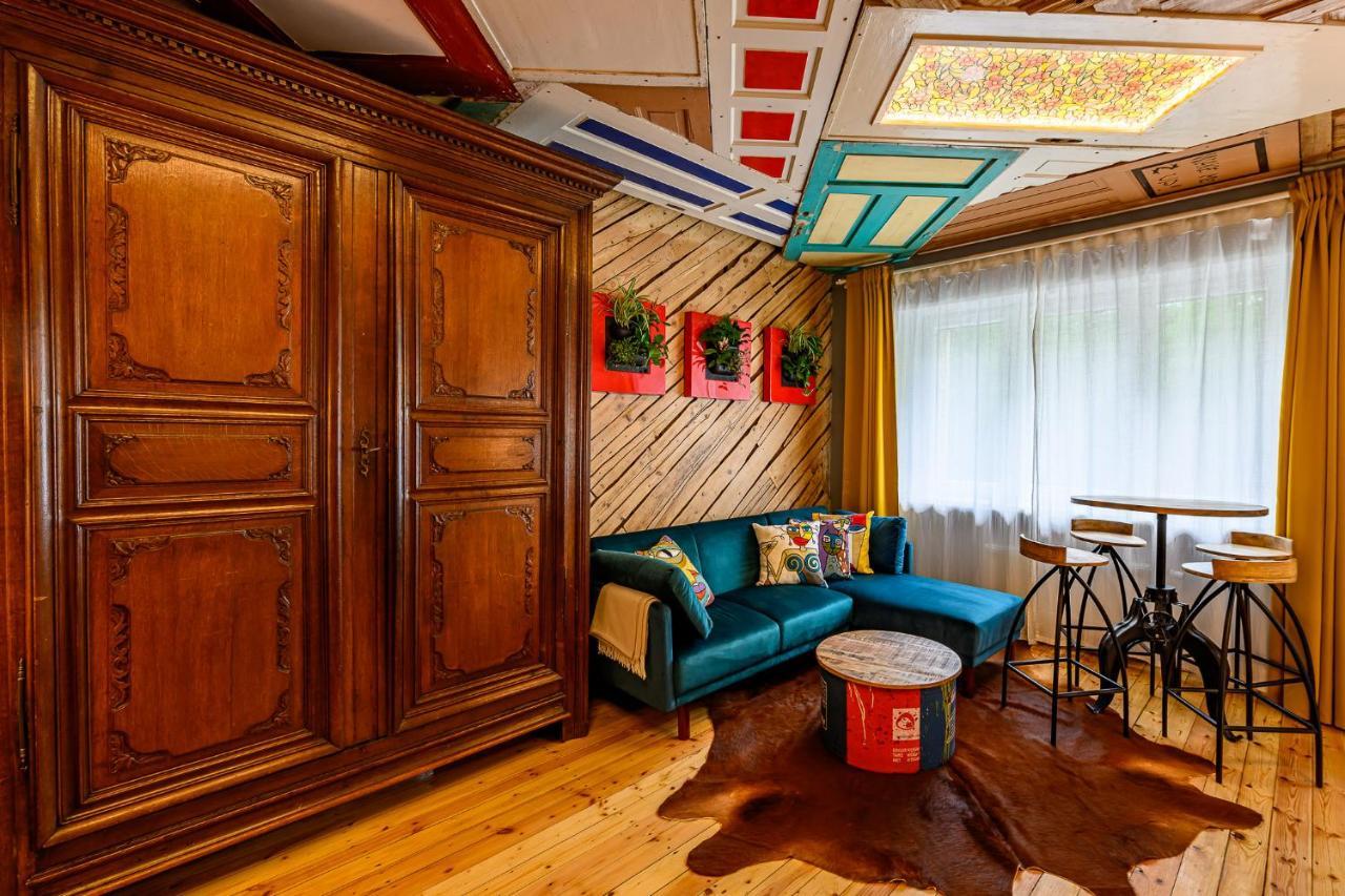 Arthouse Narnia Apartment Liepāja Exterior foto