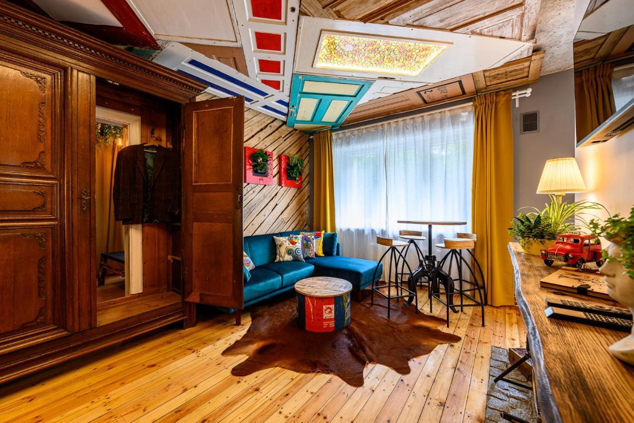 Arthouse Narnia Apartment Liepāja Exterior foto